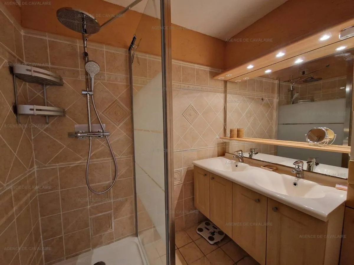 T3 Au Centre De Cavalaire Avec Parking, Clim, Wifi, Proche Plage - Fr-1-100-272 Франция